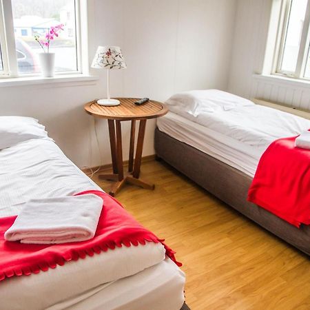Guesthouse Sunnuholl Vestmannaeyjar Bagian luar foto